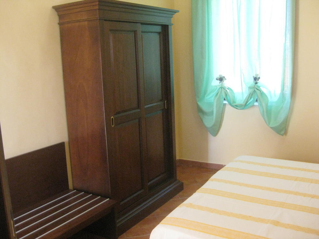 Agritursmo Montesalerno Villa Diamante Oda fotoğraf